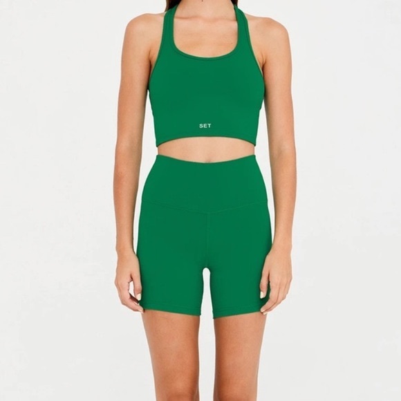 SET ACTIVE Pants - SET ACTIVE sportbody racer tank bra and biker short